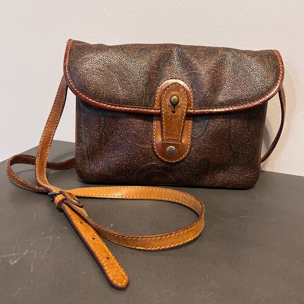 Beautiful Vintage Etro Brown Leather Crossbody Bag
